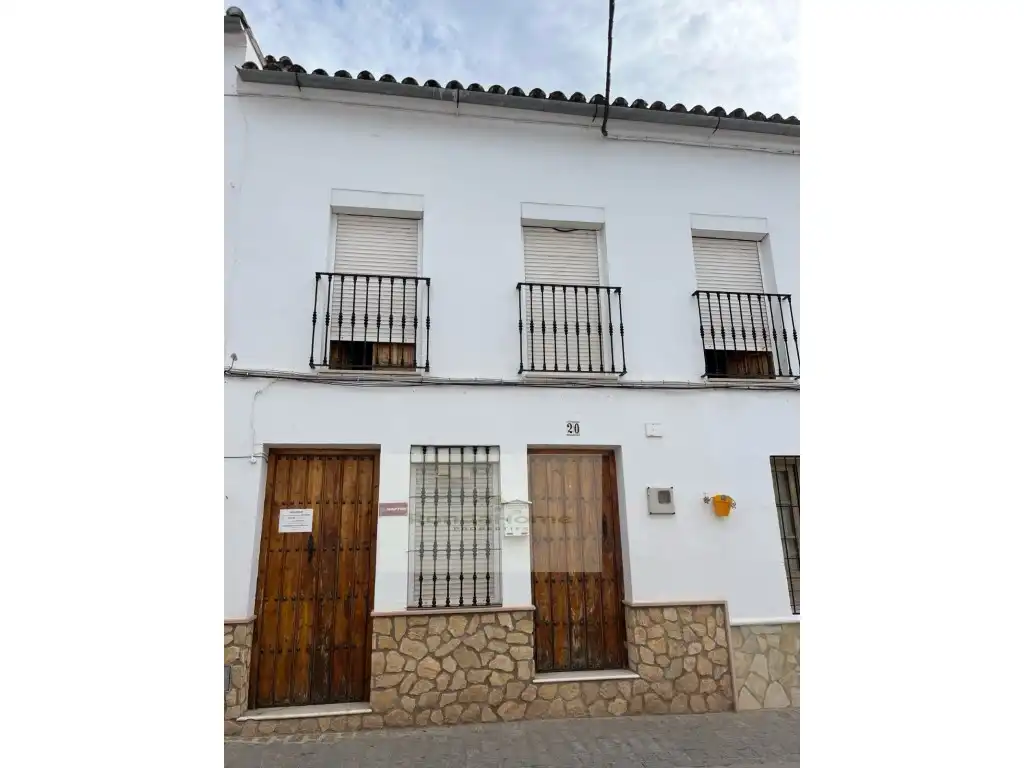 Vista exterior de Casa o chalet en venta en El Gastor con Terraza y Balcón