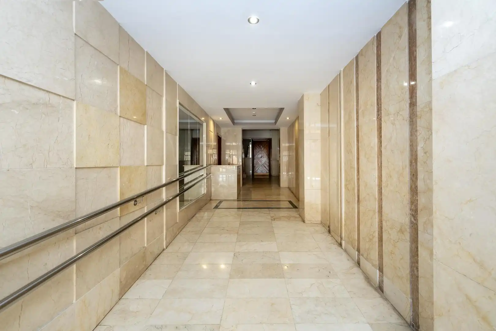 Wohnung zum Verkauf in Granada mit Heizung und Balkon