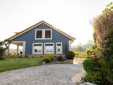 Villa mit Pool zum Verkauf in Mos