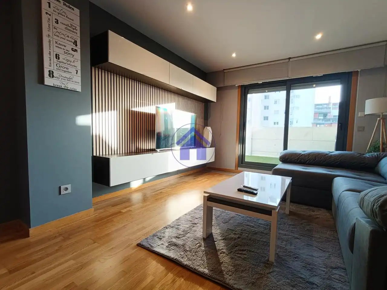 Sala de estar de Piso en venta en Vigo  con Calefacción, Terraza y Piscina