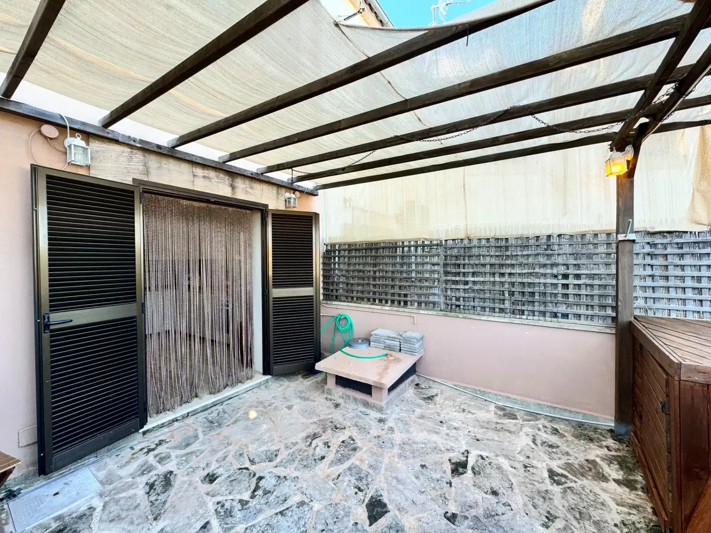 Terrace of Detached homes for rent in Santanyí  with Air Conditioner and Furnished