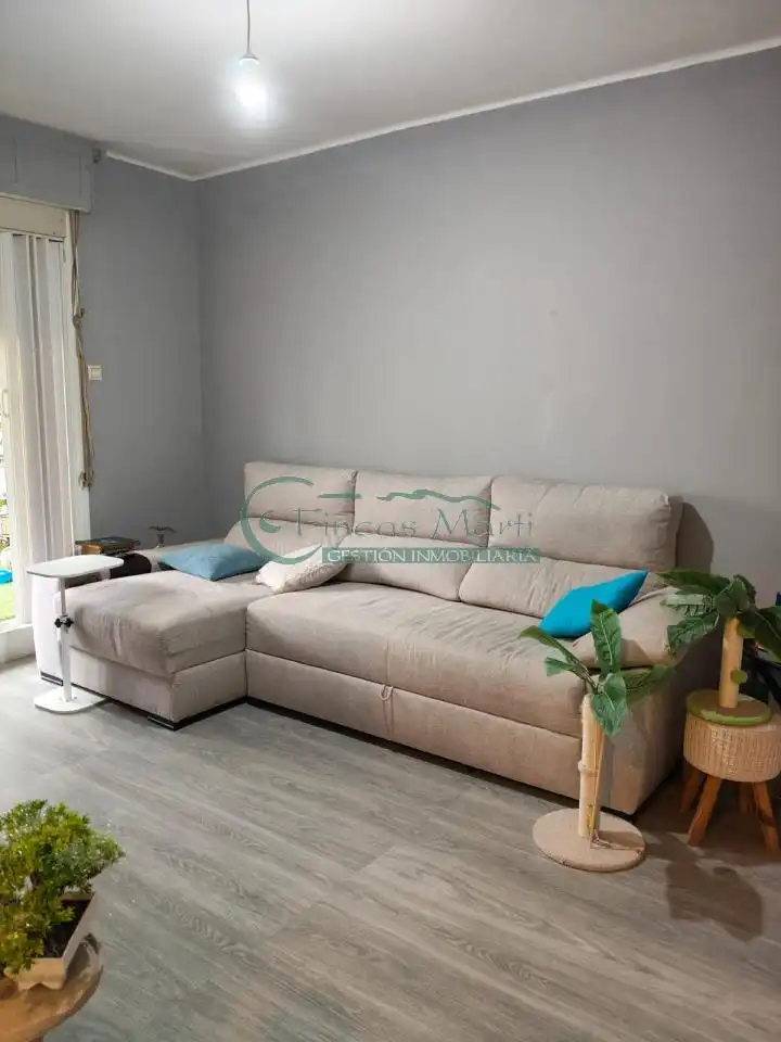 Sala de estar de Piso en venta en Vigo  con Calefacción, Terraza y Balcón
