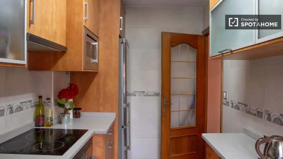 Habitació a Madrid, Madrid