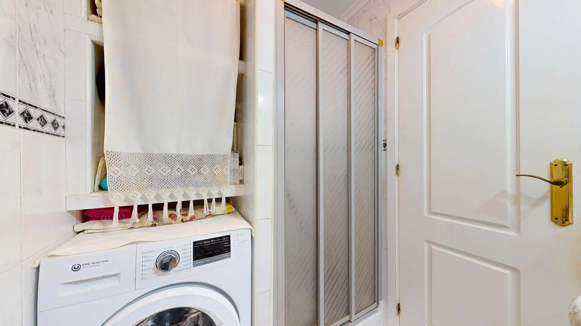 Bany de Apartament en venda en Orihuela amb Aire condicionat, Jardí privat i Terrassa