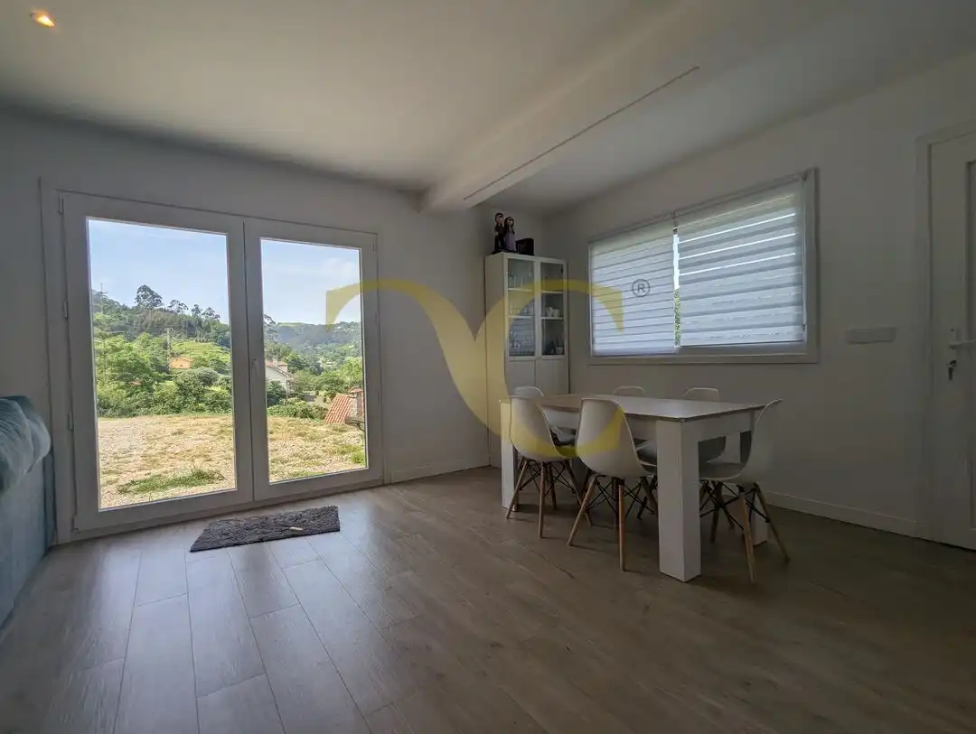 Comedor de Casa o chalet en venta en Gijón  con Calefacción, Jardín privado y Balcón