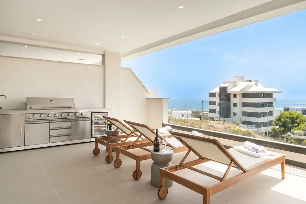 Apartment with pool for sale in El Higuerón, imagen 4