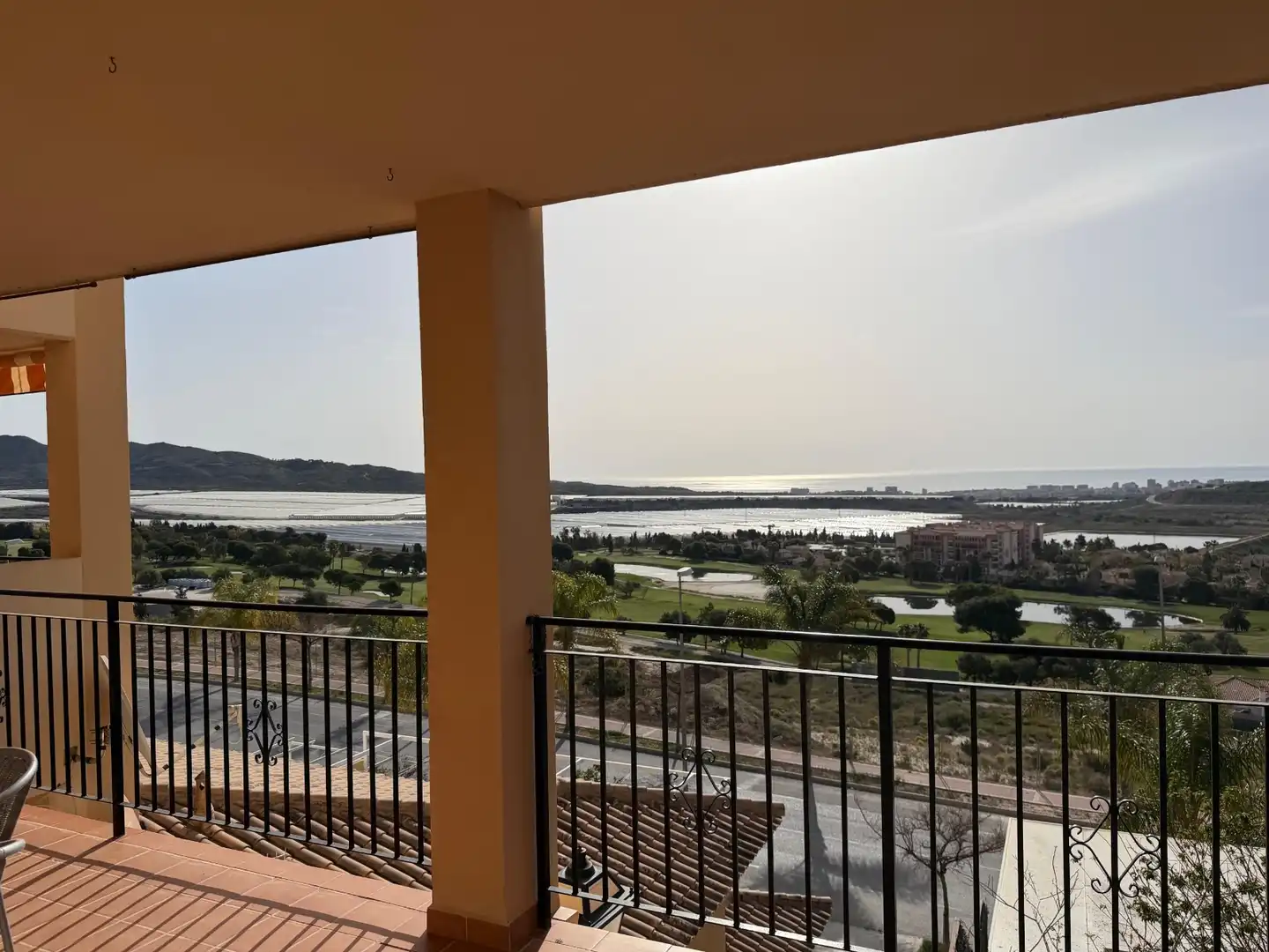 Terraza de Apartamento de alquiler en Mutxamel con Aire acondicionado, Amueblado y Lavadora