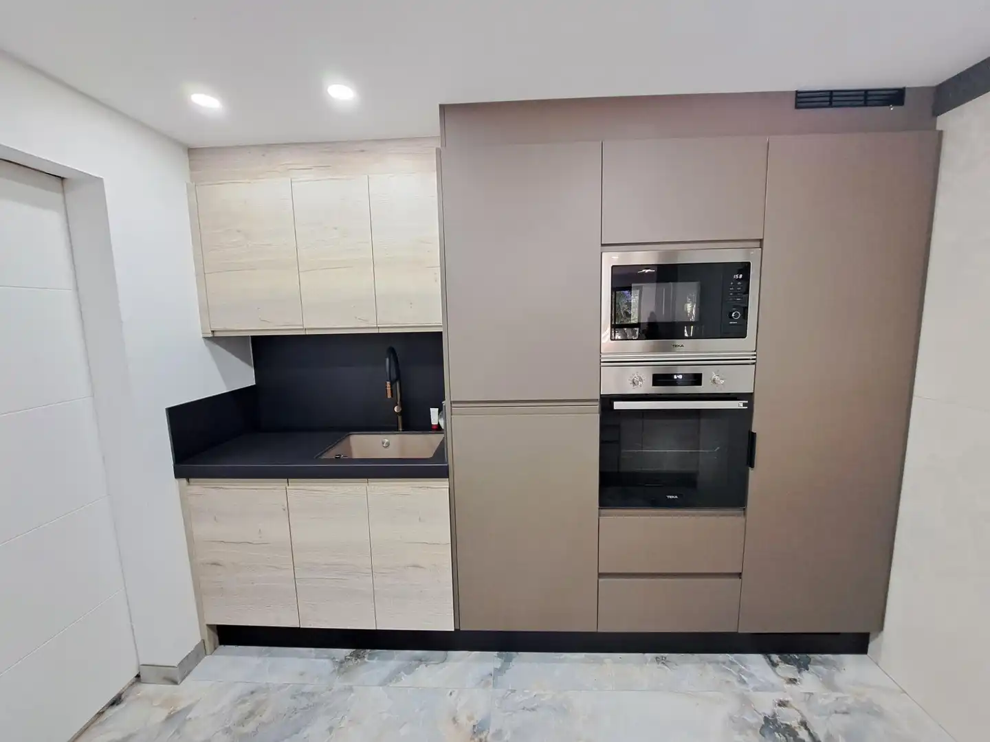 Cocina de Piso en venta en Alzira con Aire acondicionado y Terraza