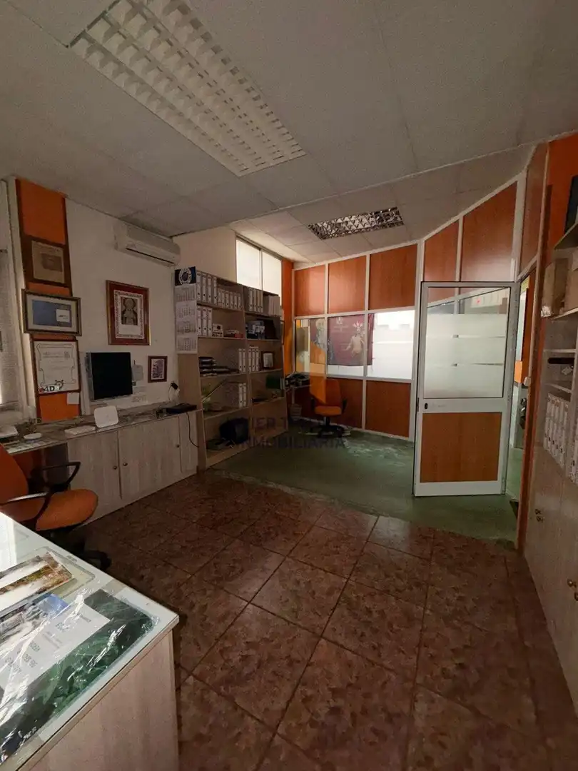 Local de lloguer en Vélez-Málaga amb Aire condicionat