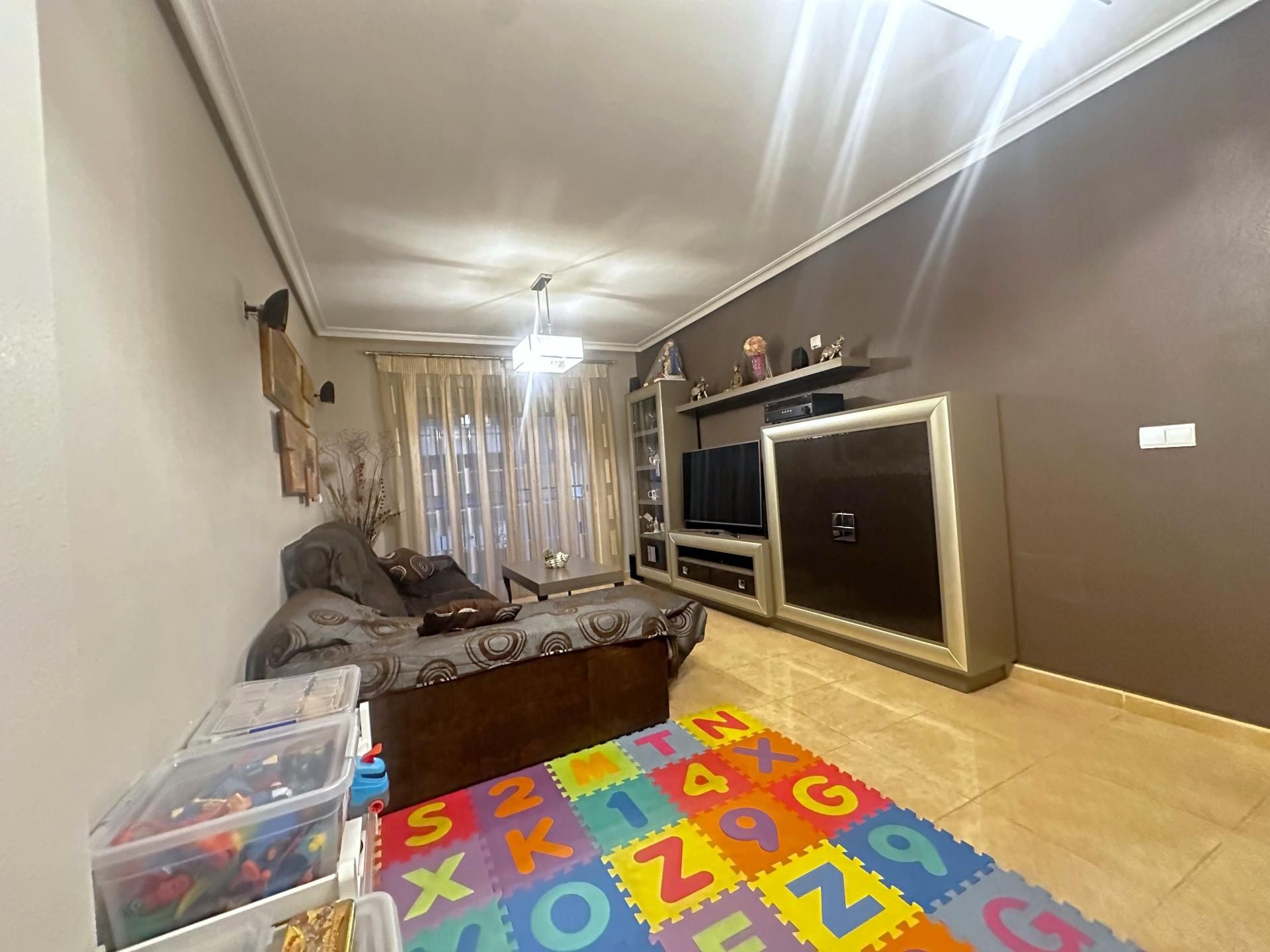 Sala d'estar de Pis en venda en Almoradí amb Balcó