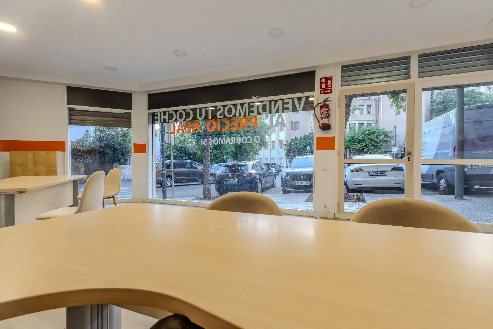 Local de lloguer en Nou Eixample Nord