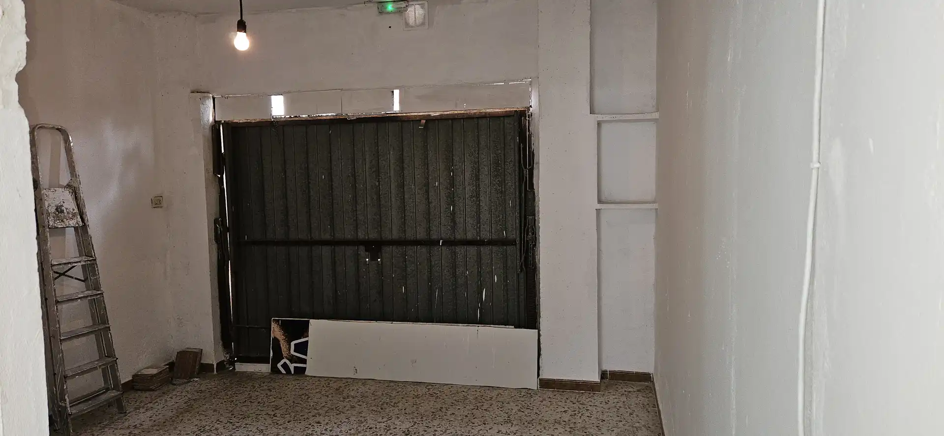 Local comercial en venda a Núcleo urbano, imagen 2