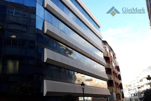 Oficina en Alquiler en Rúa do Brasil, 56 en Plaza España - Corte Inglés