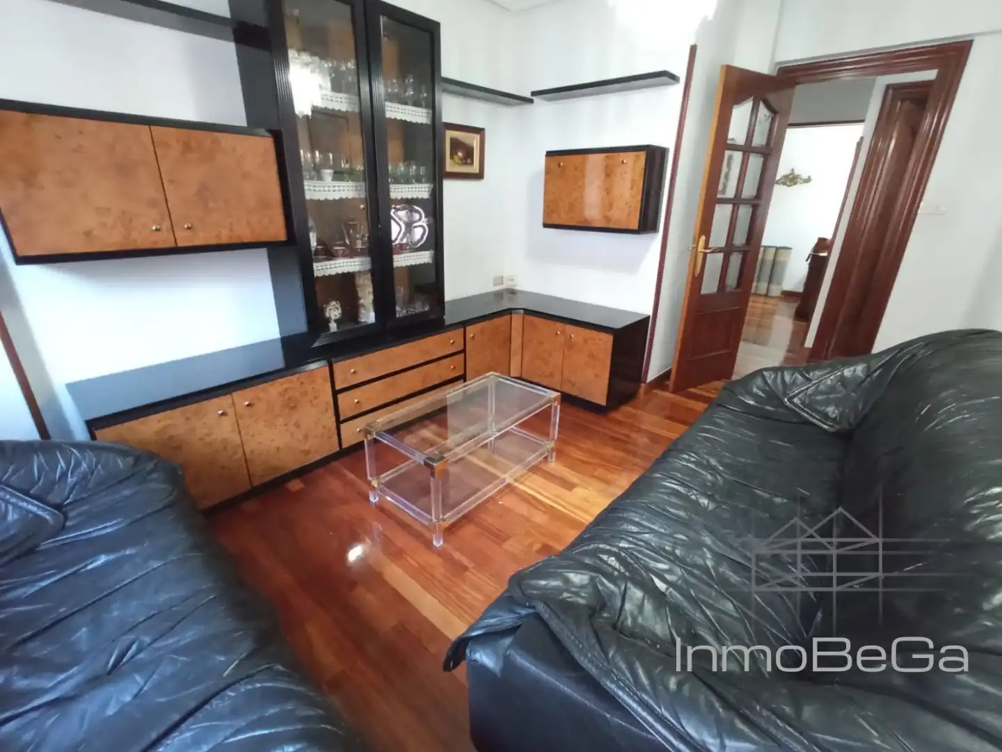 Sala d'estar de Pis en venda en Portugalete amb Balcó