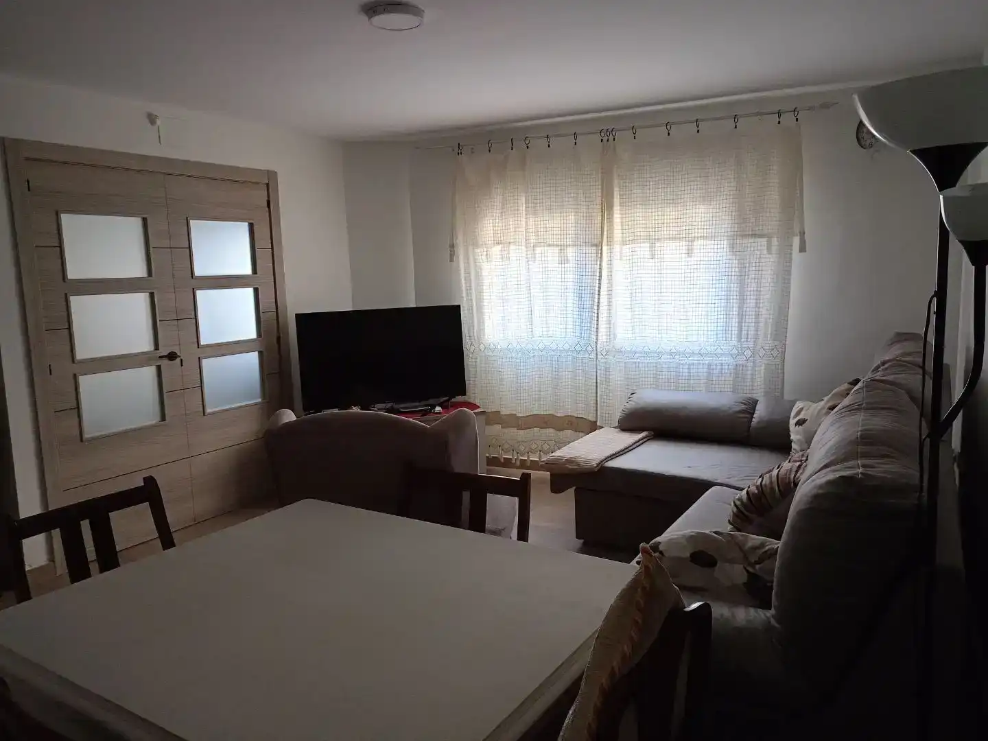 Sala de estar de Casa adosada en venta en Valdeobispo con Trastero y Amueblado