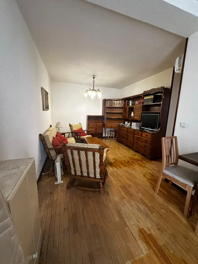 Sala d'estar de Pis en venda en Madrid amb Aire condicionat, Calefacció i Moblat