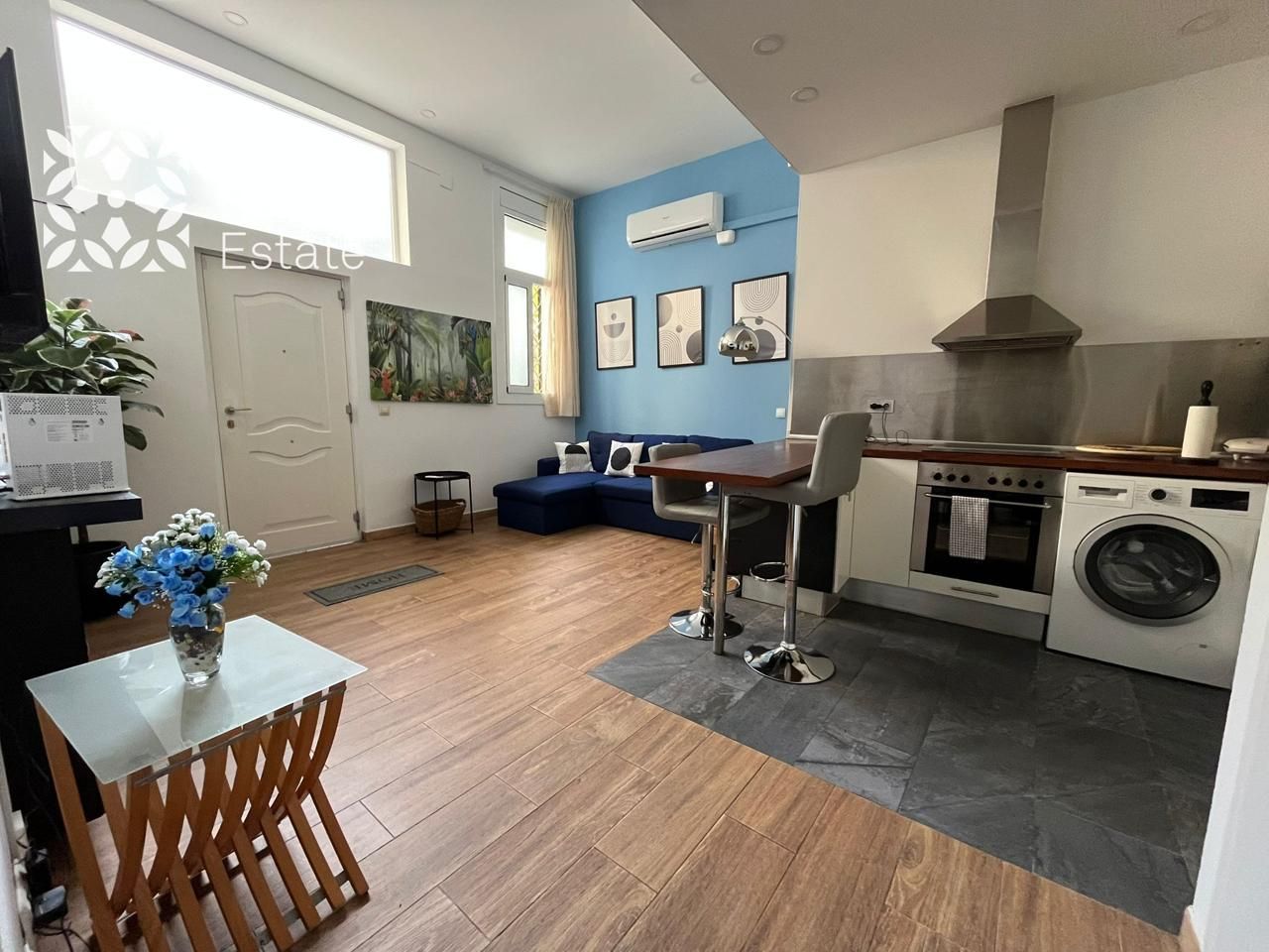 Exterior view of Planta baja to rent in  Barcelona Capital  with Storage room and Furnished