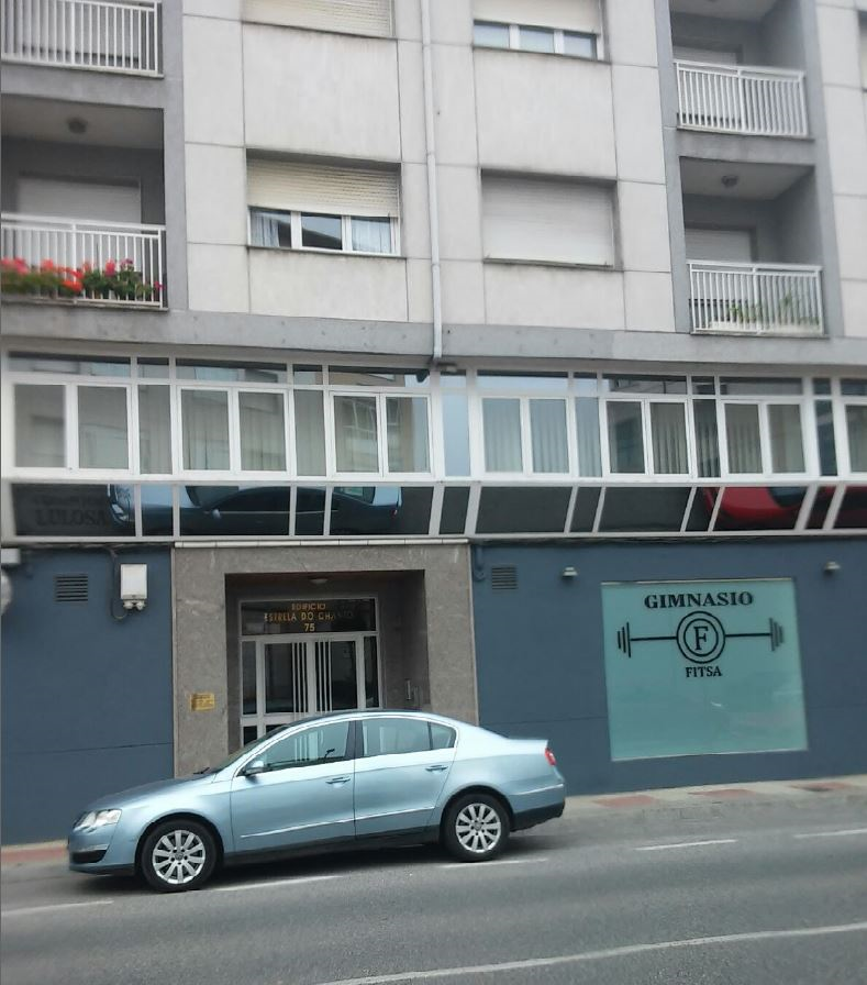 Vista exterior de Local en venda en Sarria