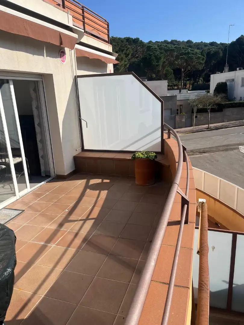 Terraza de Dúplex en venta en Palamós con Amueblado, Horno y Microondas
