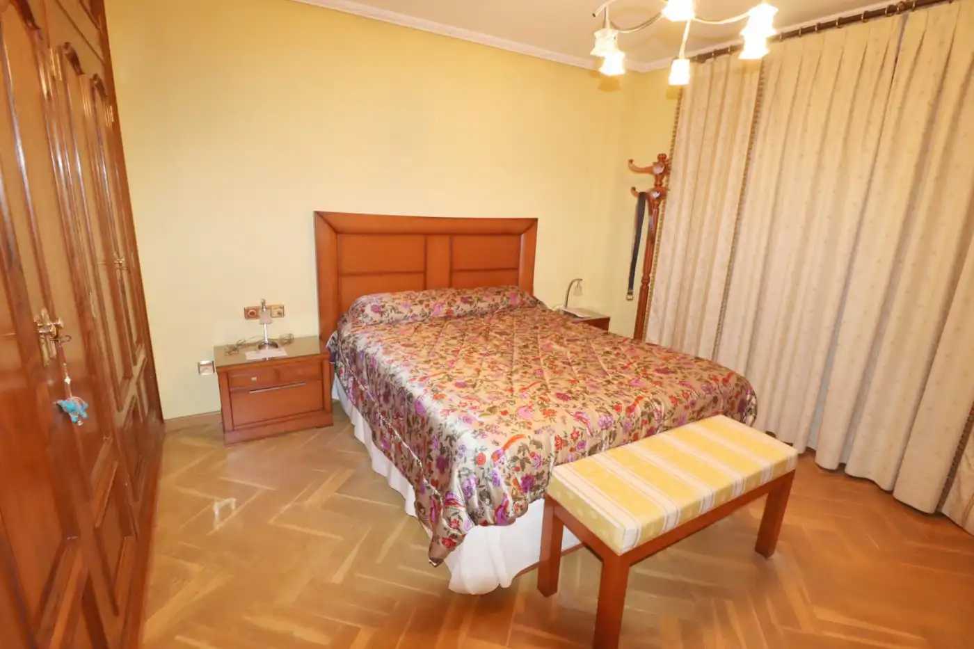 Habitación de Casa o chalet en venta en Godella con Calefacción, Jardín privado y Terraza