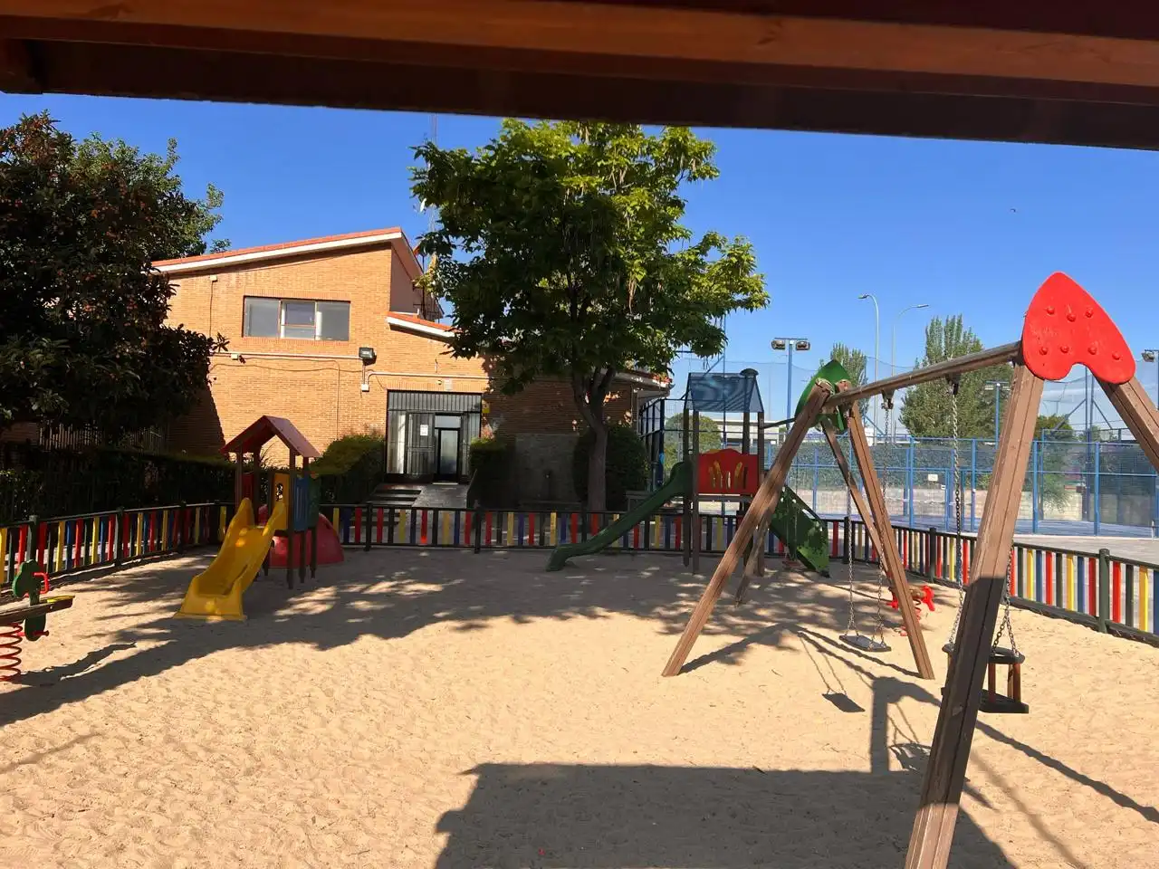Vista exterior de Piso en venta en Torrejón de Ardoz con Calefacción y Terraza