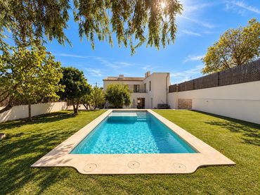 Casa amb piscina en venda a Calvià pueblo