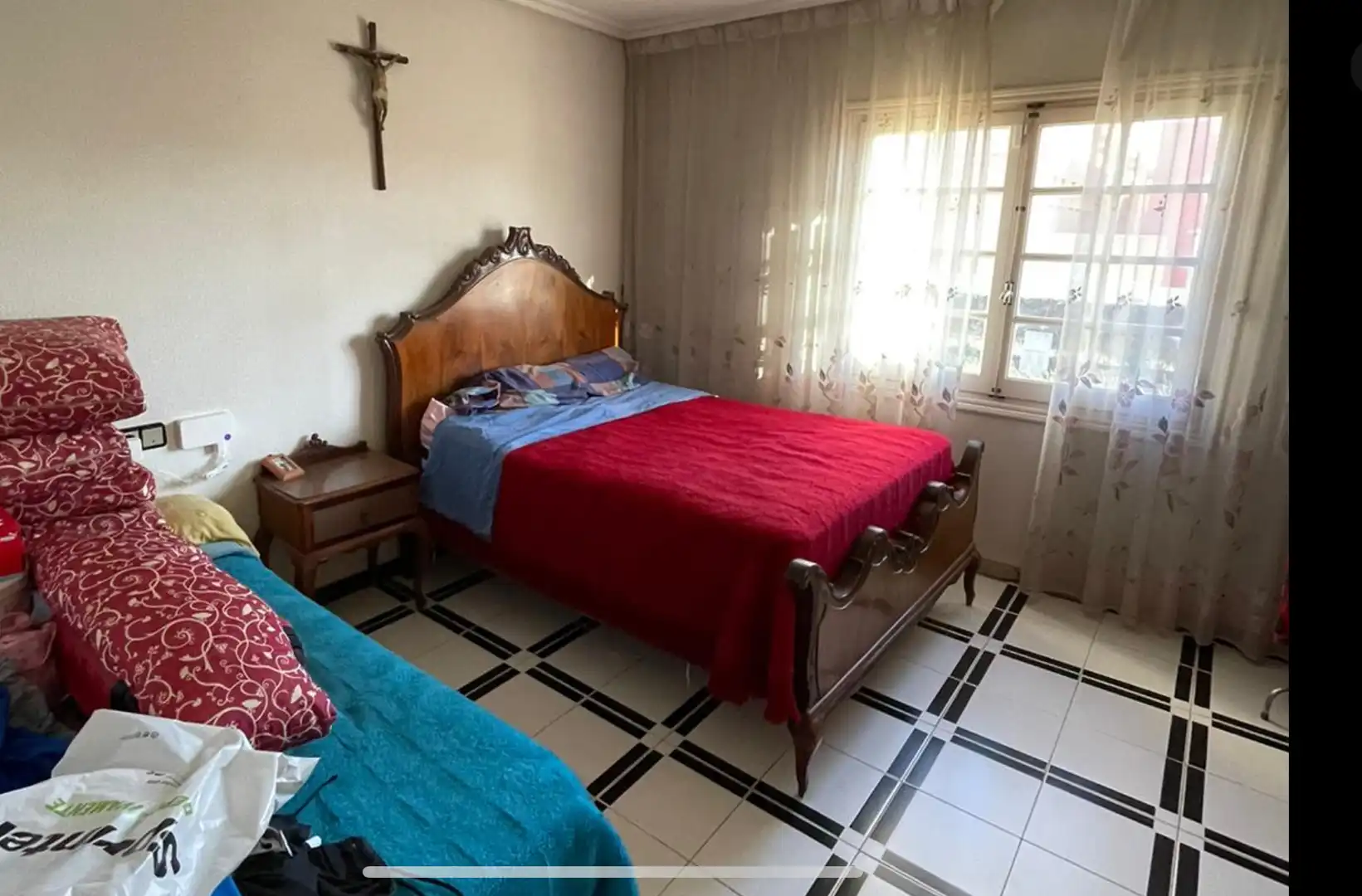 Dormitori de Casa o xalet en venda en Orihuela amb Aire condicionat, Jardí privat i Moblat