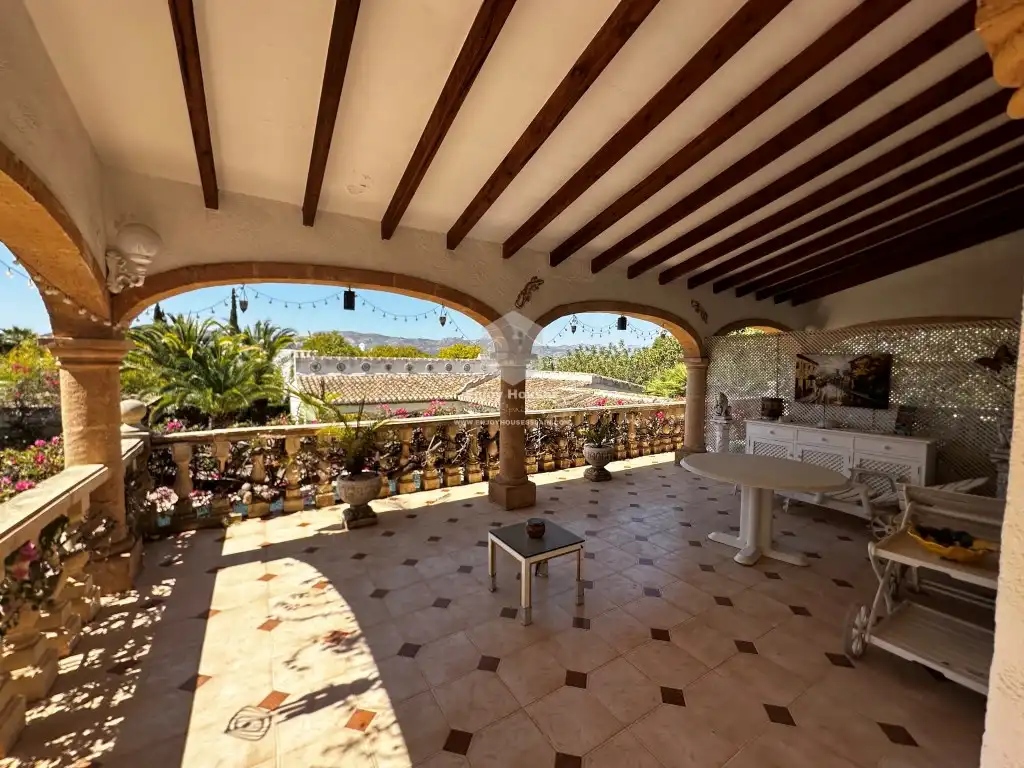 Houses for sale in Montgó - Ermita
