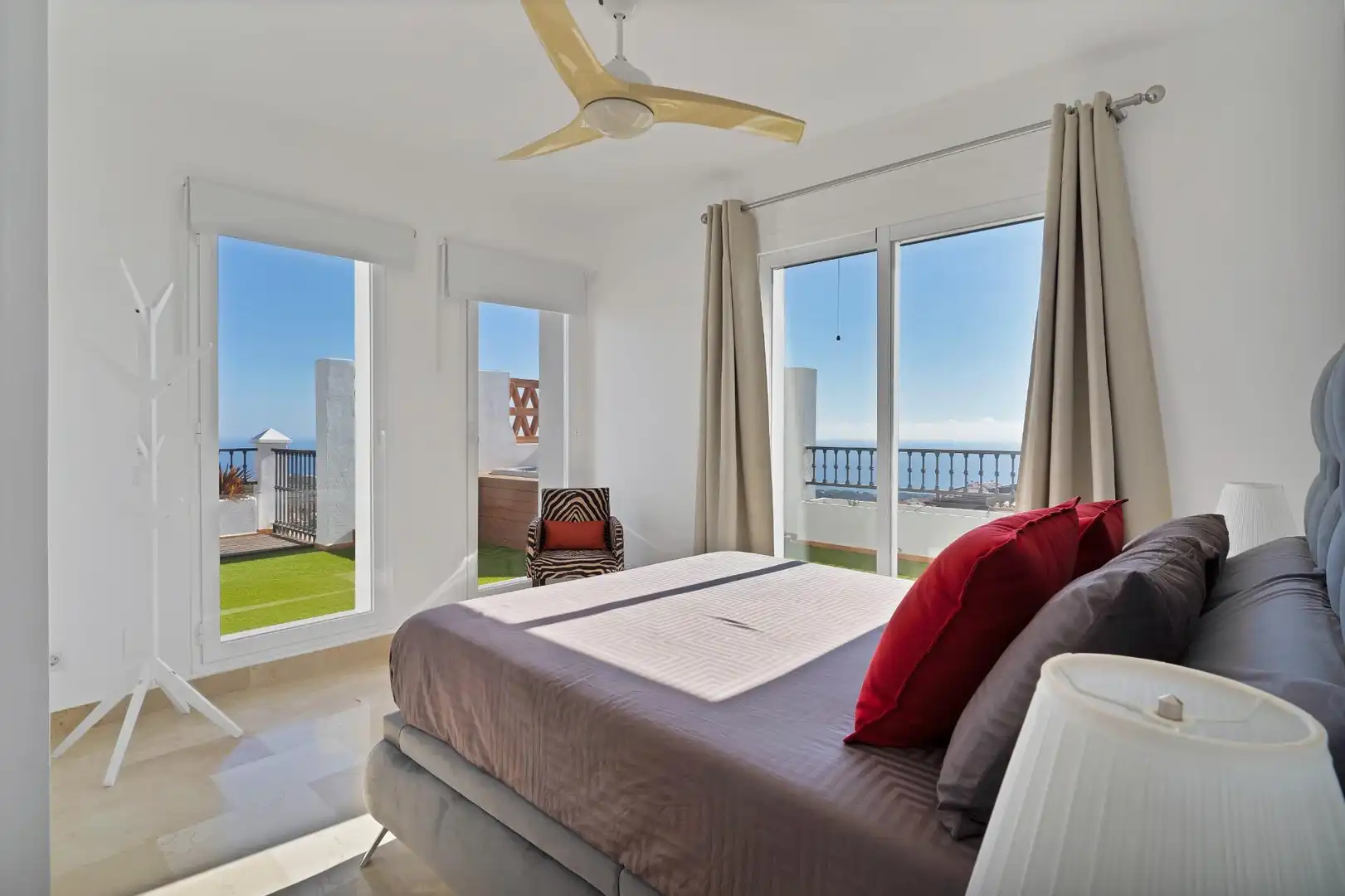 Penthouse with pool for sale in Calahonda, imagen 20