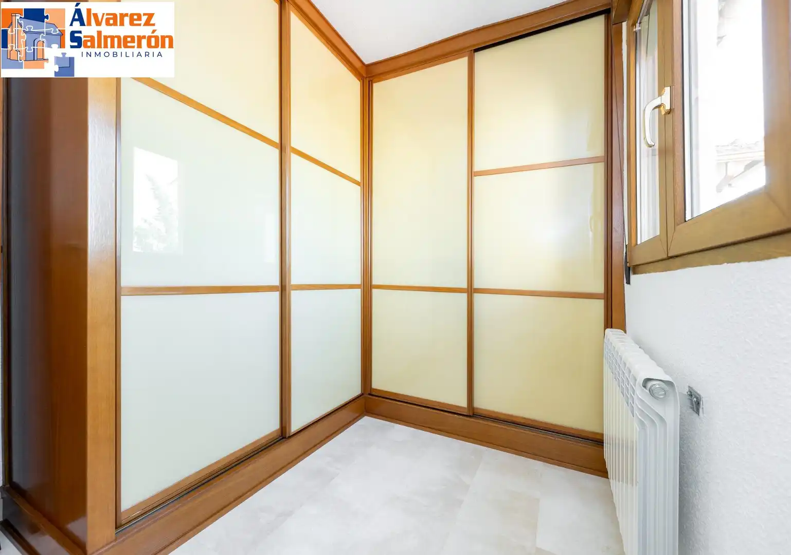Habitación de Casa o chalet en venta en Albolote con Aire acondicionado, Calefacción y Jardín privado