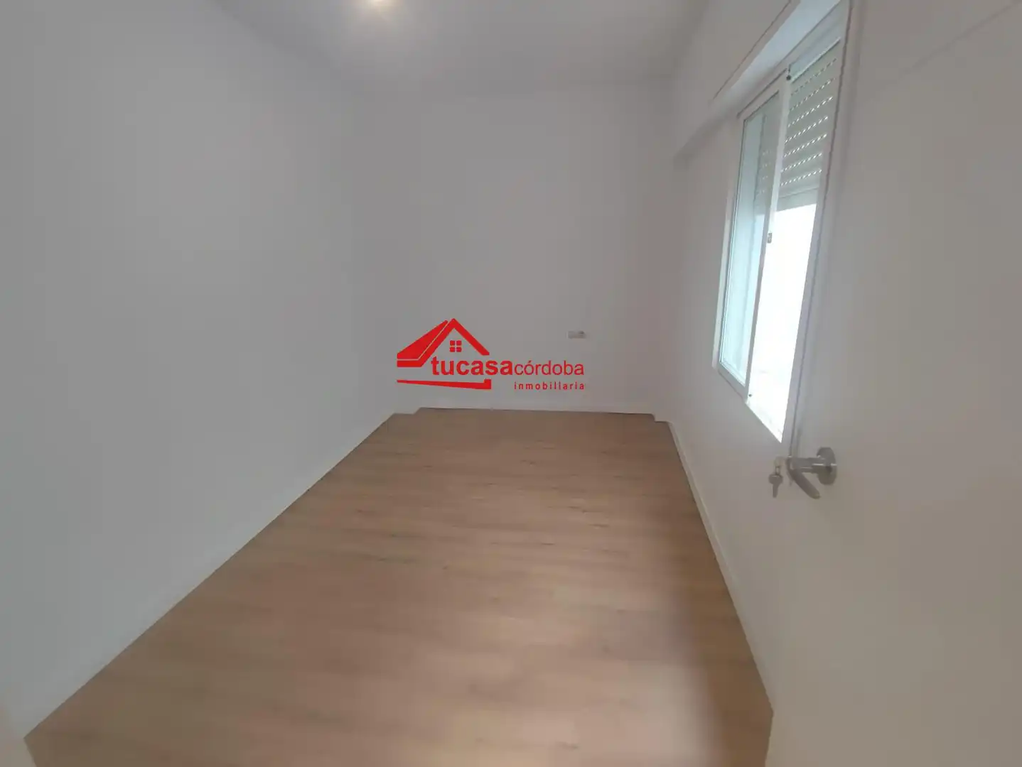 Flat for sale in Córdoba  with Air Conditioner and Parquet flooring