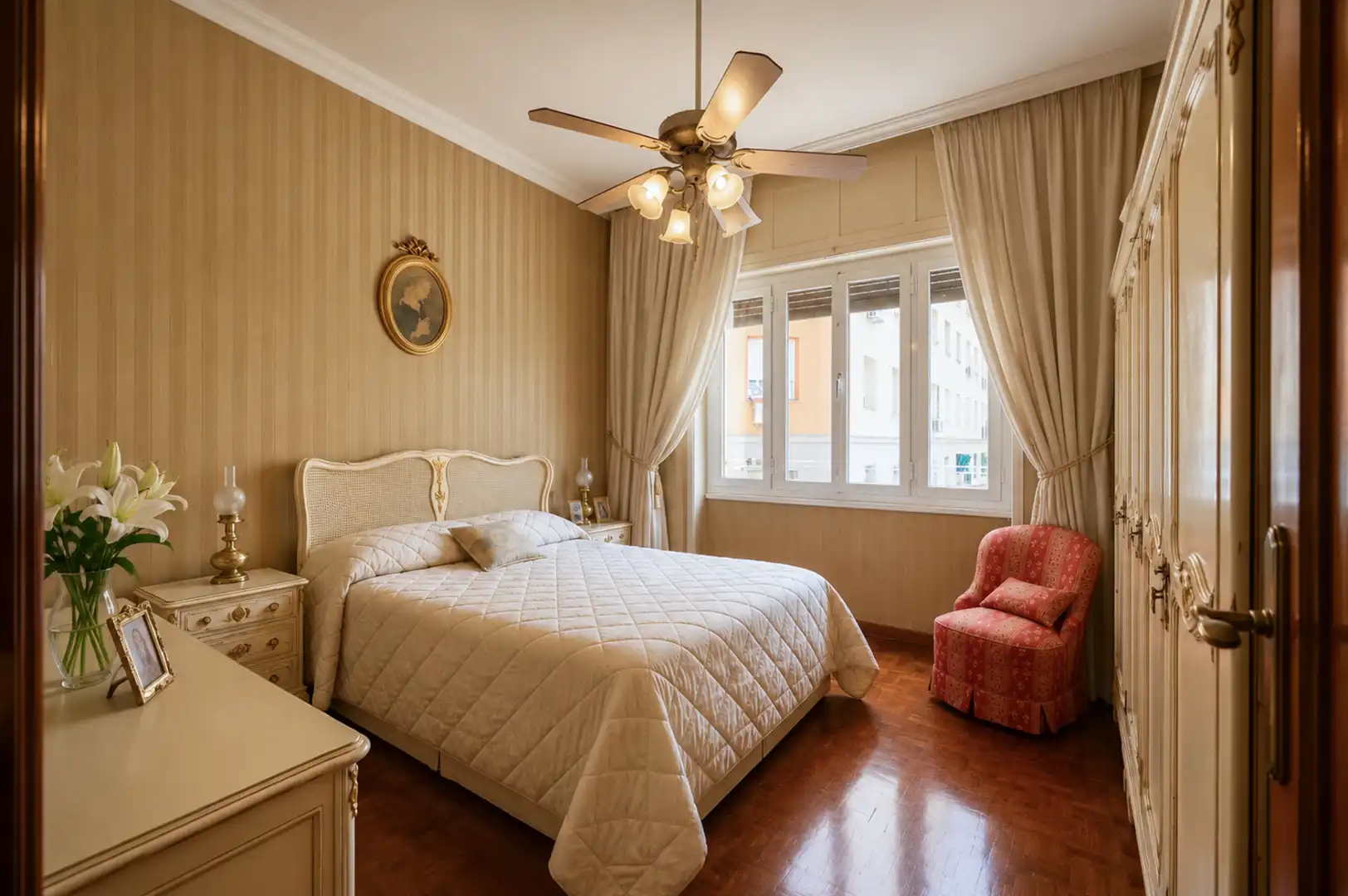 Schlafzimmer von Wohnung zum Verkauf in Madrid mit Klimaanlage und Heizung