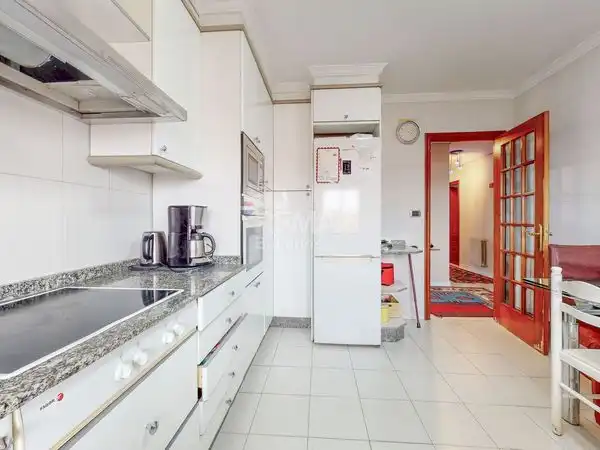 Küche von Maisonette zum Verkauf in Redondela mit Heizung, Terrasse und Abstellraum