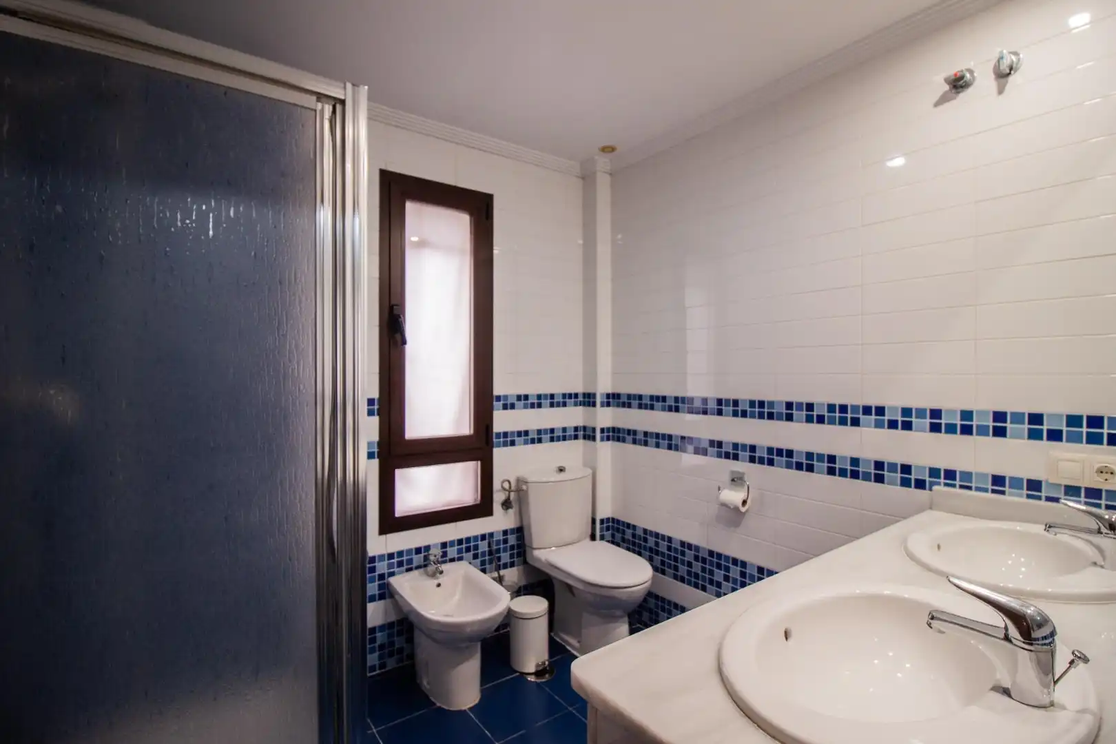 Bany de Casa o xalet de lloguer en Palomares del Río, Sevilla