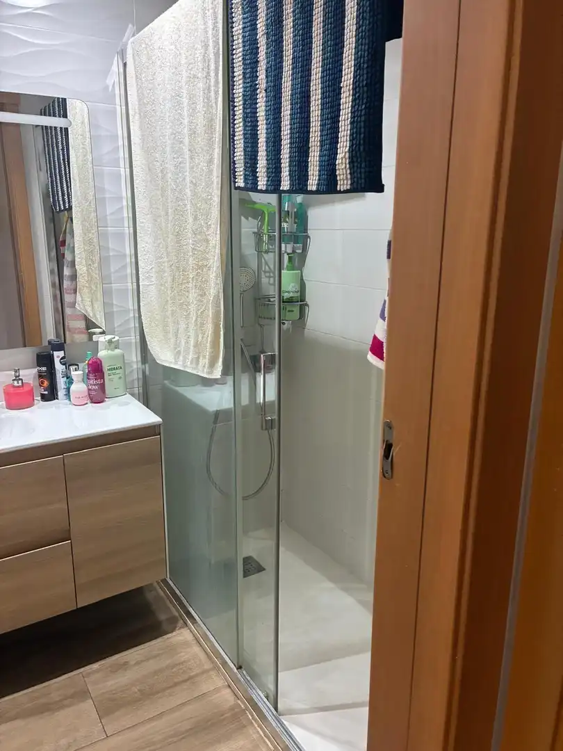 Bathroom of Flat for sale in Alaquàs  with Parquet flooring