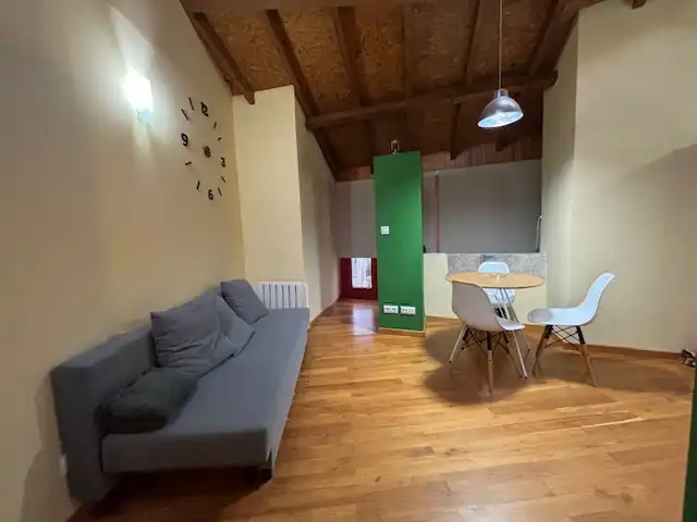 Sala d'estar de Apartament de lloguer en Ferrol amb Calefacció, Parquet i Moblat