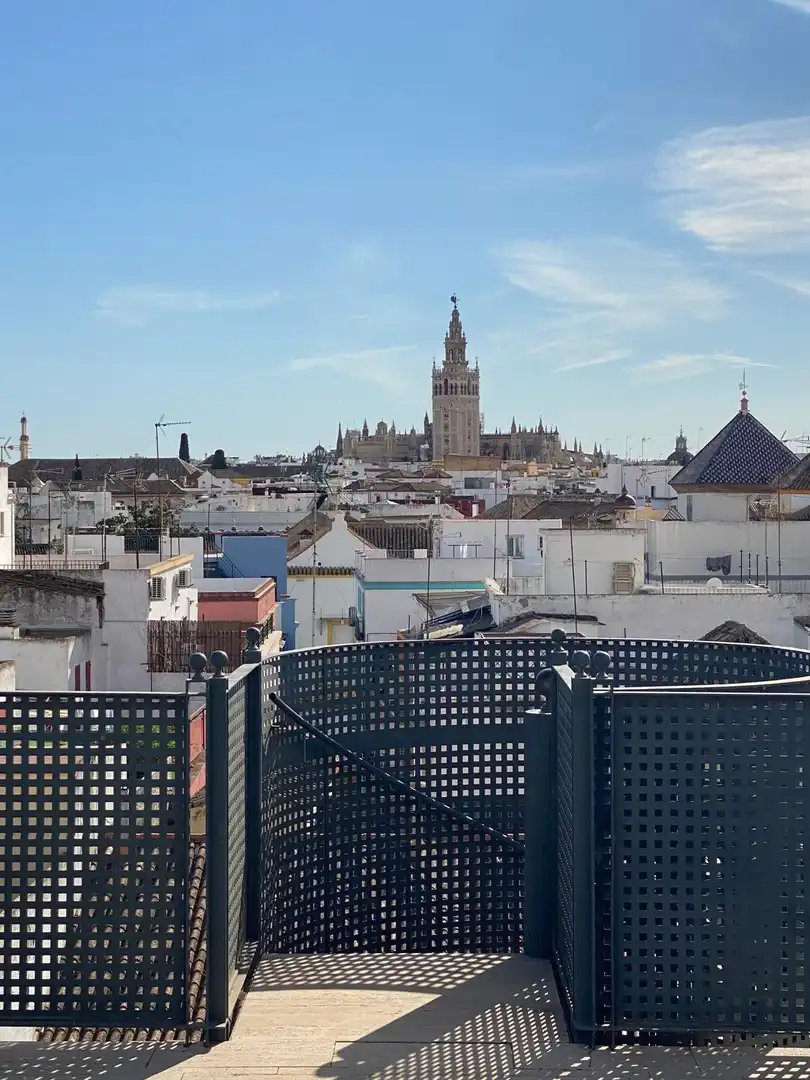 Vista exterior de Piso de alquiler en Sevilla con Aire acondicionado, Calefacción y Amueblado