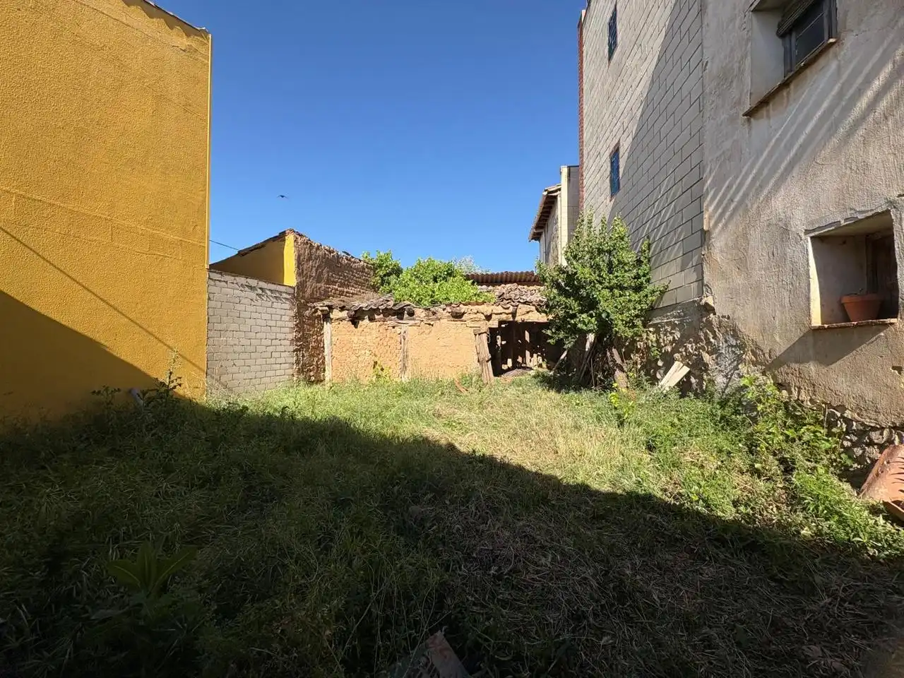 Country homes for sale in Aranda de Duero
