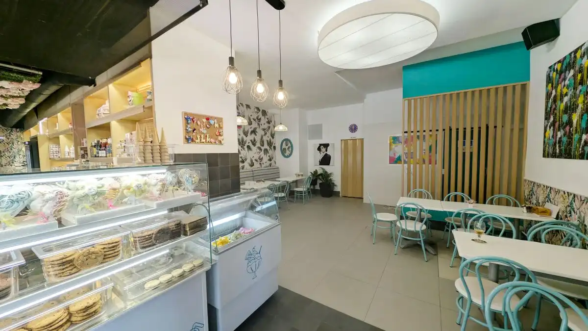 Local comercial en venta en Avenida Artista Remigio Soler López, imagen 17