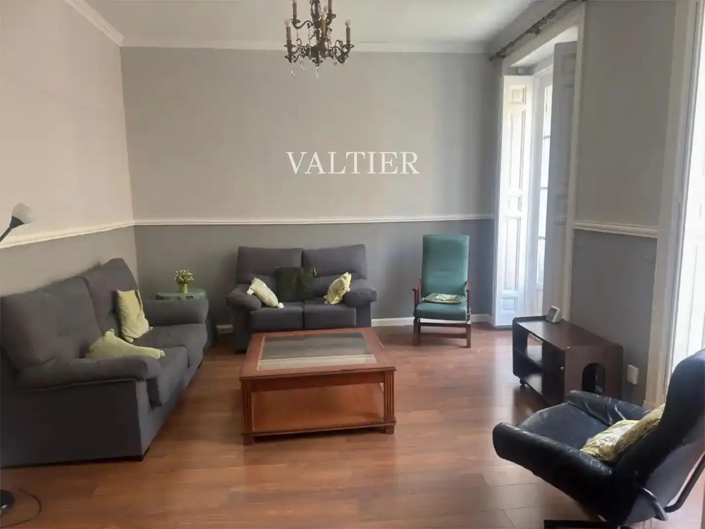 Sala d'estar de Pis de lloguer en  Madrid Capital amb Calefacció i Moblat