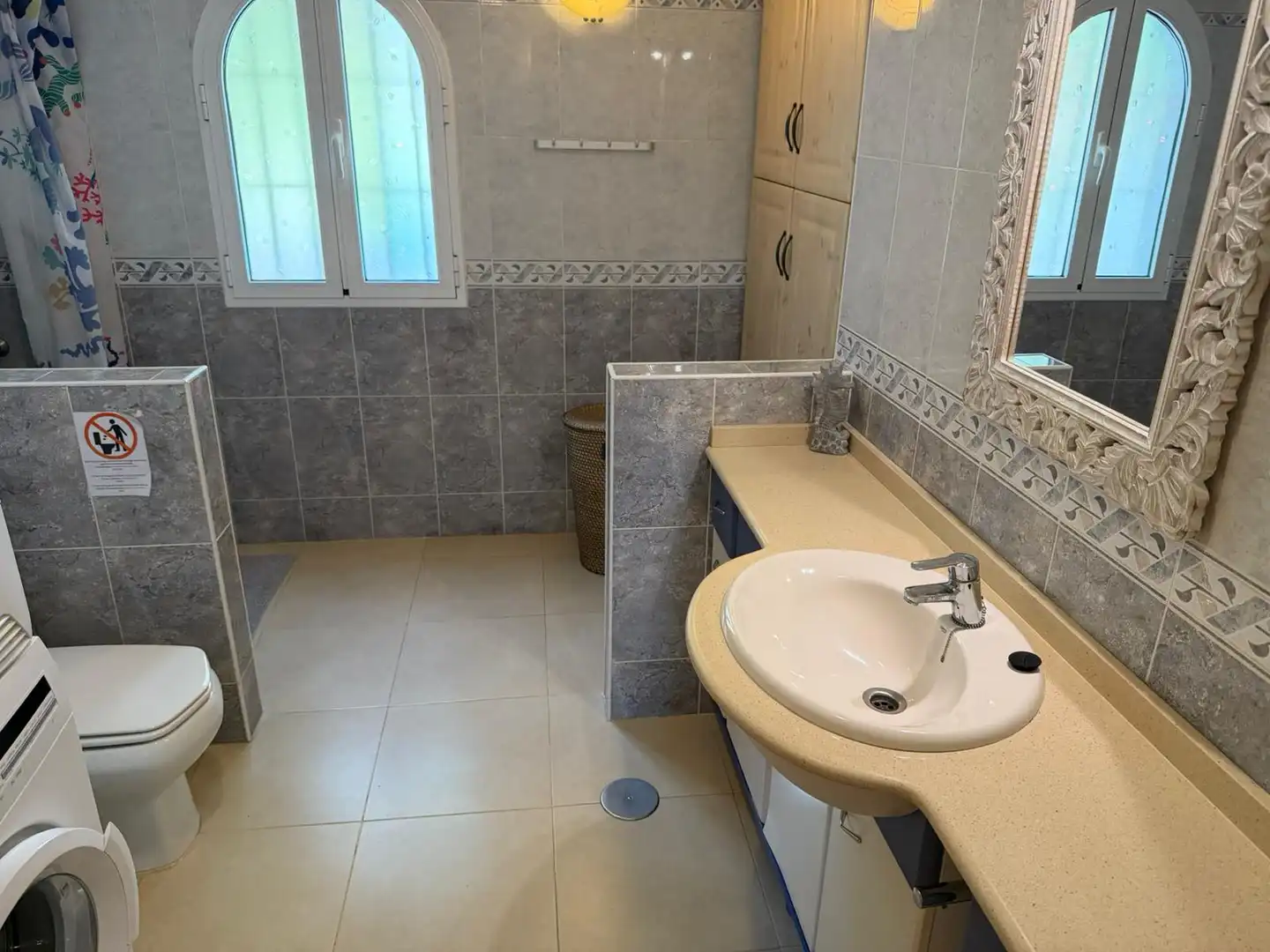 Bathroom of Houses for sale in Frigiliana  with Air Conditioner, Private garden and Terrace