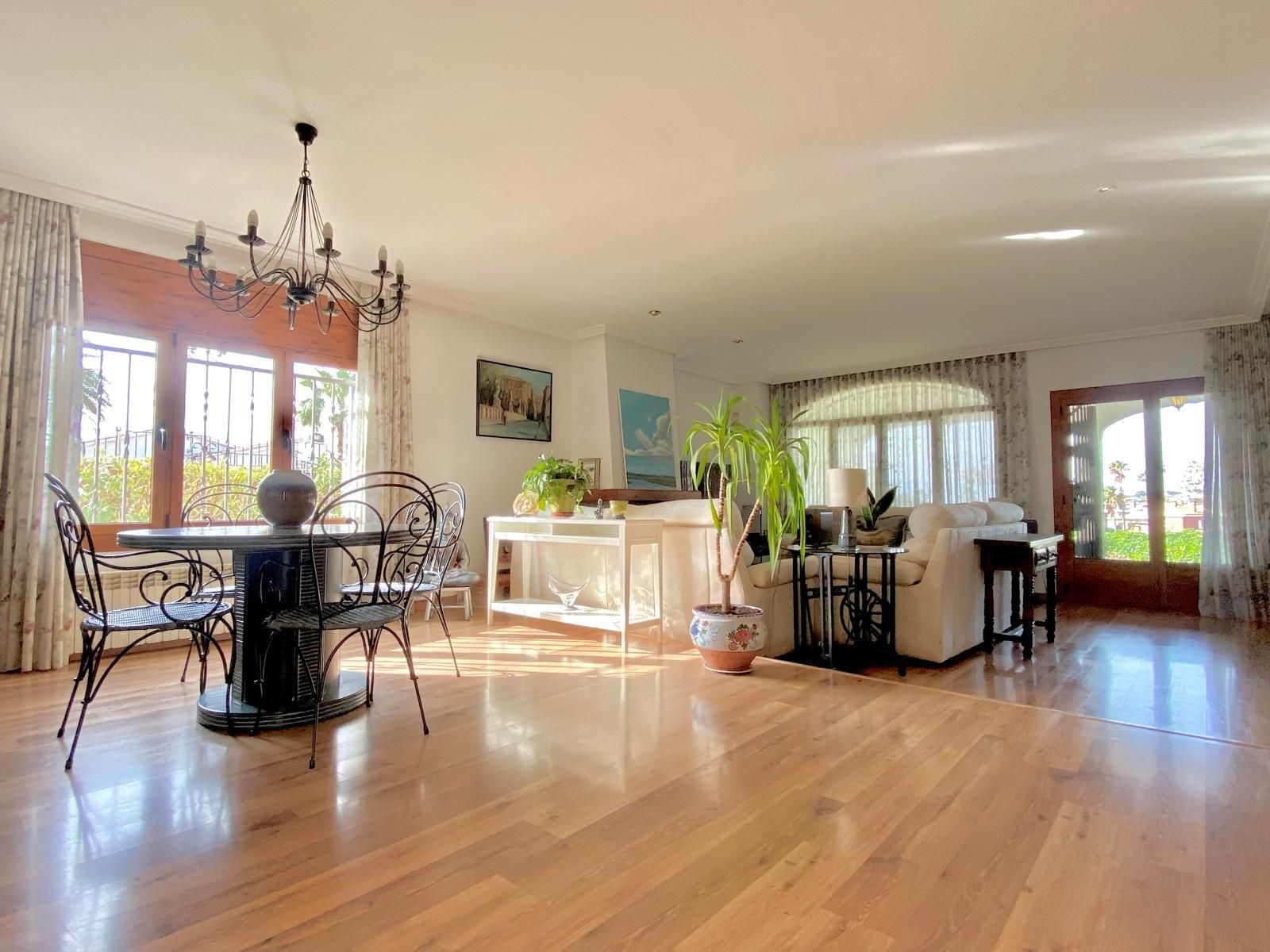 Living room of House or chalet for sale in Calafell  with Heating, Private garden and Terrace
