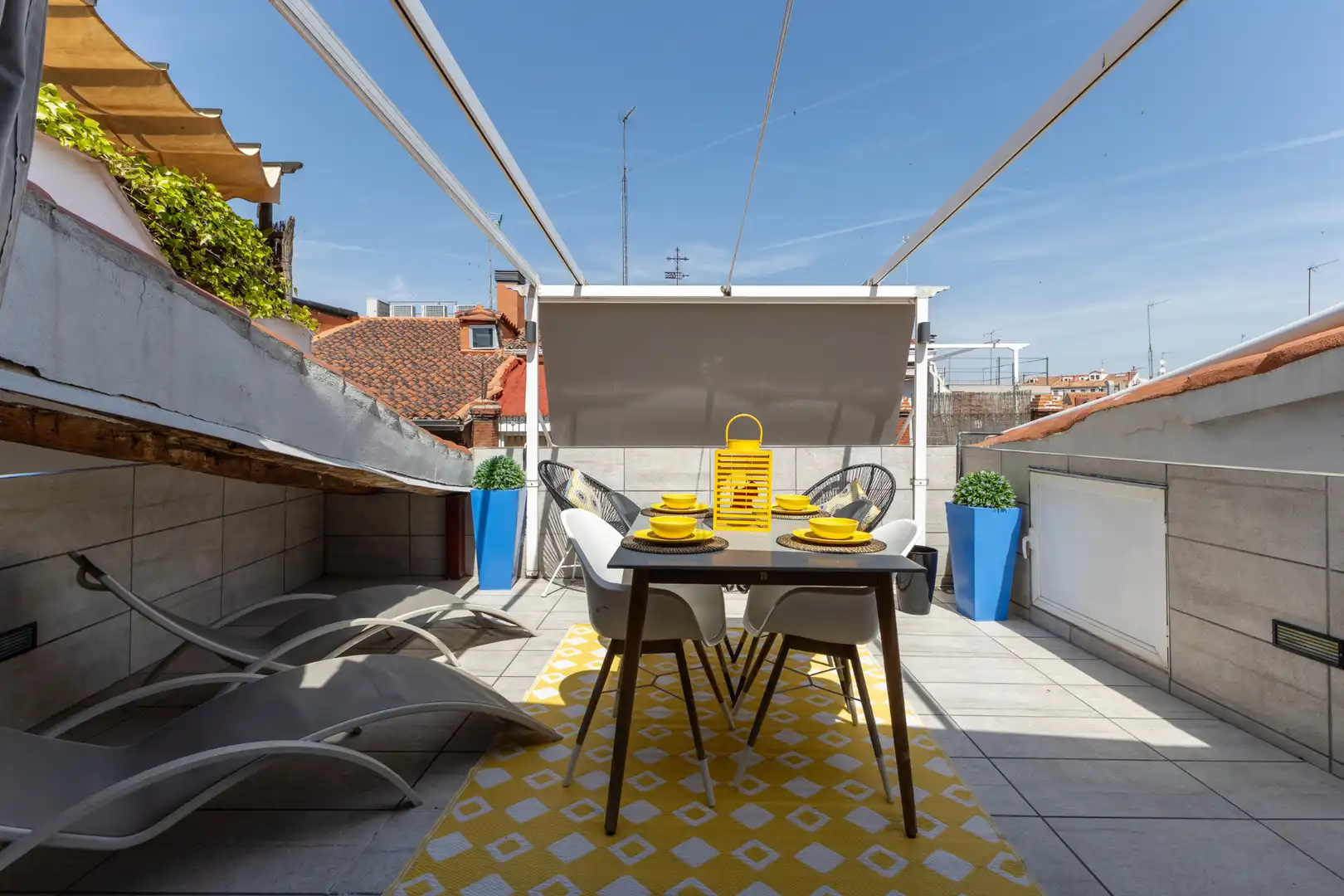 Terraza de Ático de alquiler en Madrid con Aire acondicionado, Calefacción y Parquet