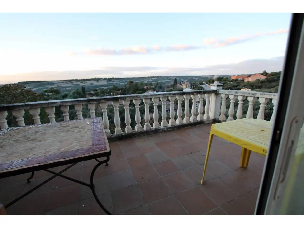 Terrassa de Casa o xalet en venda en Valdeaveruelo amb Calefacció, Jardí privat i Terrassa