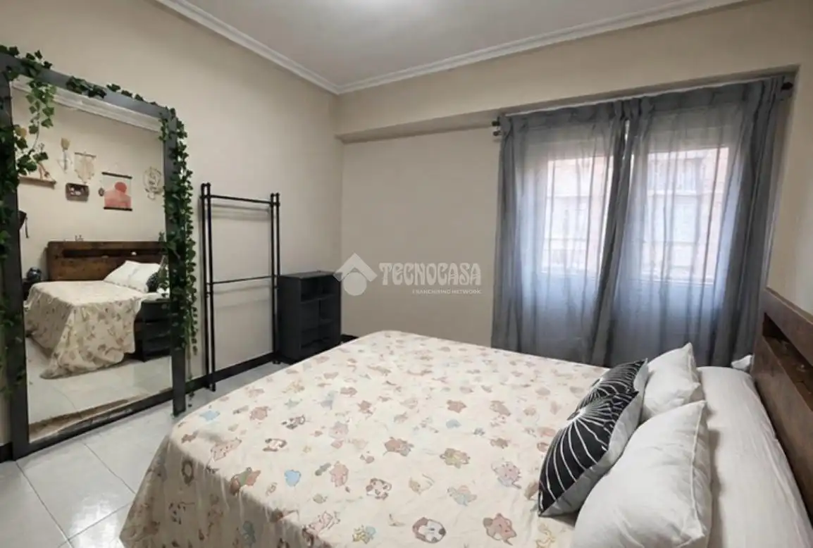 Habitación de Piso en venta en Gijón 