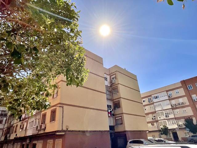 Piso en Venta en Andalucia en Juan de la Cierva