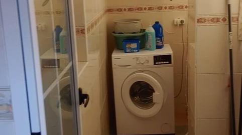 Foto 3 de Piso para compartir en Peñamefecit - Avda Barcelona, Jaén