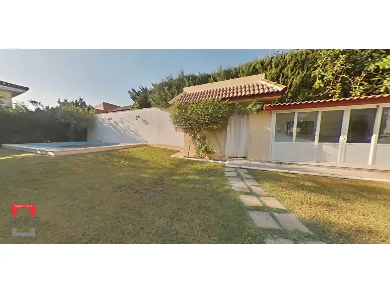 Jardí de Casa o xalet en venda en Tomares amb Aire condicionat, Jardí privat i Terrassa