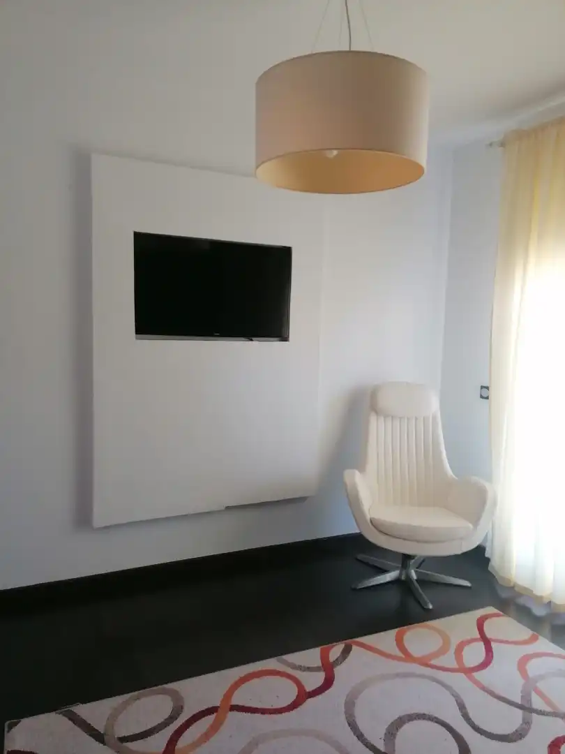 Apartament en venda en La Línea de la Concepción amb Aire condicionat, Terrassa i Moblat