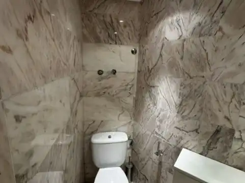 Bathroom of Office for rent in Centro